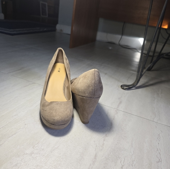 Apt. 9 Brown Faux Suede Ballet Wedges - Picture 2 of 3